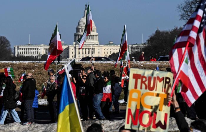 قاضية
      أميركية
      تمنع
      نشر
      تقرير
      بشأن
      قضية
      احتفاظ
      ترمب
      بوثائق
      سرية