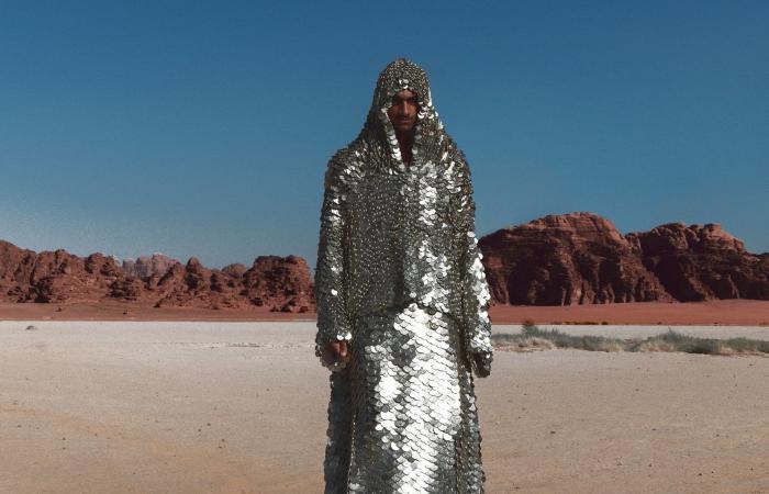 التطريز الفلسطيني تحت المجهر.. حكاية حفاظ النساء على هوية مطرّزة بالخيط