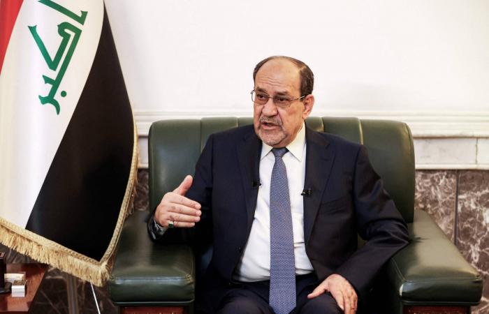 أميركا
      تأمر
      بمغادرة
      موظفي
      سفارتها
      ببيروت
      غير
      الأساسيين
      وأسرهم