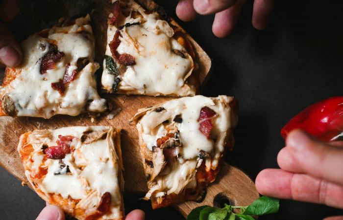 إلكر
      تشاتاك:
      أفضِّل
      أن
      أطرح
      الأسئلة
      من
      دون
      أجوبة