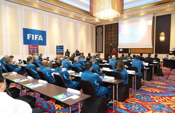 انطلاق ندوة "فيفا" للحكام النخبة المرشحين لإدارة مباريات كأس العالم 2026