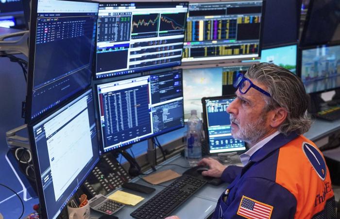 «إم
      آي
      إس»
      السعودية
      لأنظمة
      المعلومات
      توقع
      عقداً
      مع
      «تداول»
      بـ27.3
      مليون
      دولار