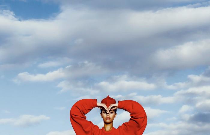 التطريز الفلسطيني تحت المجهر.. حكاية حفاظ النساء على هوية مطرّزة بالخيط