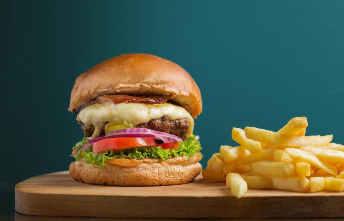 السبحة
      المصرية…
      تاريخ
      طويل
      وحكايات
      تزدهر
      مع
      طقوس
      رمضان