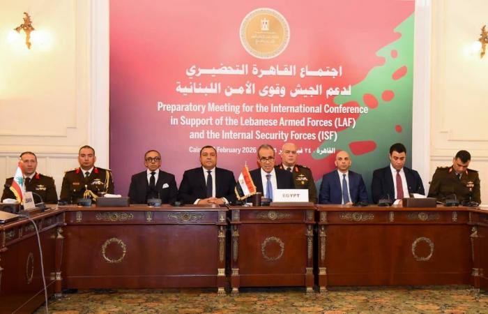 اجتماع
      في
      القاهرة
      يبحث
      تعزيز
      قدرات
      الجيش
      اللبناني
      تمهيداً
      لـ«مؤتمر
      باريس»