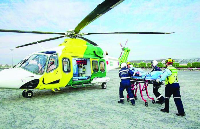 الإسعاف.. أسطول متقدم من 215 سيارة يستجيب لـ 250 ألف مكالمة طوارئ سنوياً