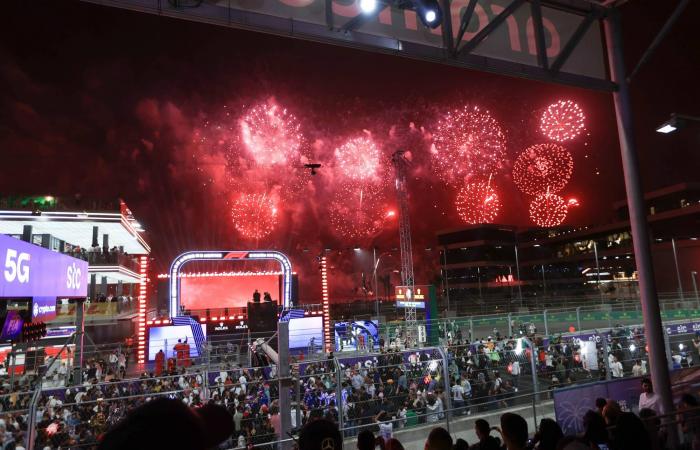 الدوري
      السعودي:
      الخلود
      يعبر
      الخليج
      بهدف
      أوتكوس
      القاتل