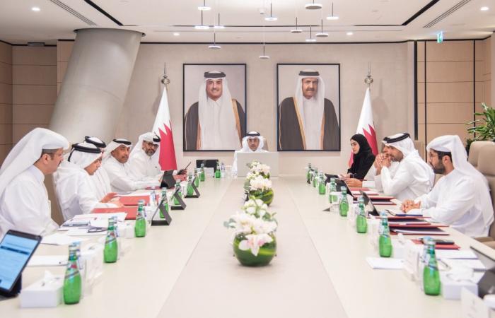 وزير العمل يترأس الاجتماع الثاني للجنة تخطيط القوى العاملة خلال العام 2026