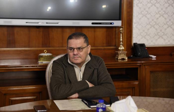 حقوقيون
      ليبيون
      يشككون
      في
      رواية
      حبس
      ميليشياوي
      بعد
      «مشاهدته
      طليقاً»