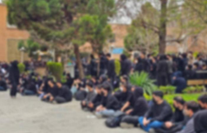 طهران
      تحذر
      حراك
      الطلاب
      من
      تجاوز
      «الخطوط
      الحمراء»