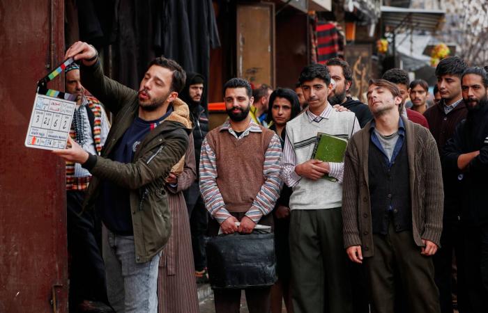 الاتحاد
      الأوروبي
      يدرس
      تعديل
      نظام
      العقوبات
      على
      سوريا
      دعماً
      للمرحلة
      الانتقالية