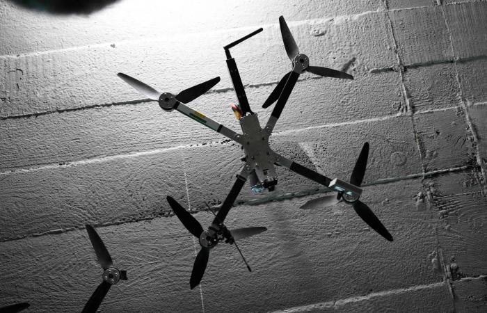 تقرير:
      حجب
      «ستارلينك»
      عن
      روسيا
      يقلّص
      فاعلية
      مسيّراتها
      ويمنح
      أوكرانيا
      دفعة
      «هائلة»