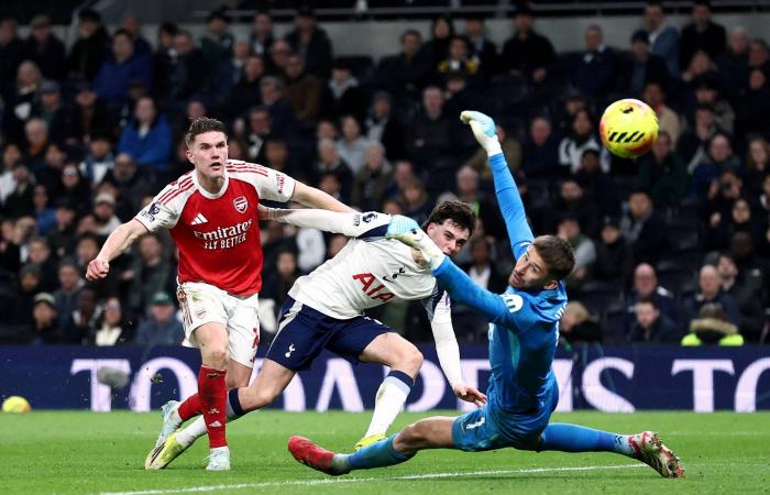 ملحق
      «يوروبا
      ليغ»:
      فورست
      وشتوتغارت
      الأقرب
      إلى
      ثمن
      النهائي