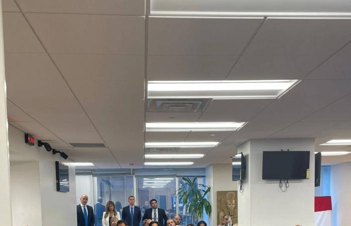 فقدان
      18
      مصرياً
      ووفاة
      3
      آخرين
      في
      غرق
      قارب
      هجرة
      غير
      شرعية