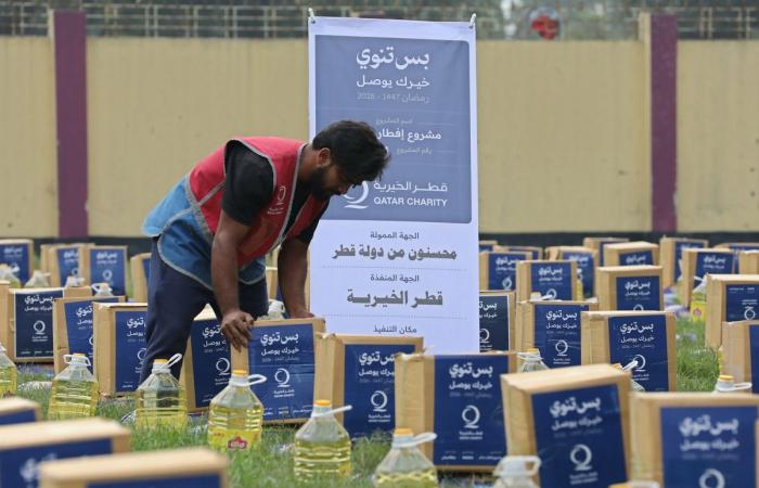 قطر الخيرية توزع سلالاً رمضانية في باكستان وبنغلاديش وجورجيا وكوت ديفوار