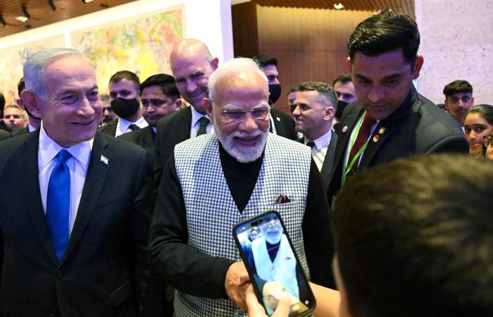 إسرائيل
      توافق
      على
      تعيين
      سفير
      لأرض
      الصومال