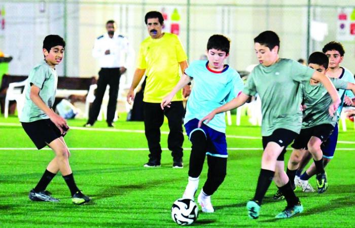 إقبال كبير على مباريات «الثمامة» لكرة القدم