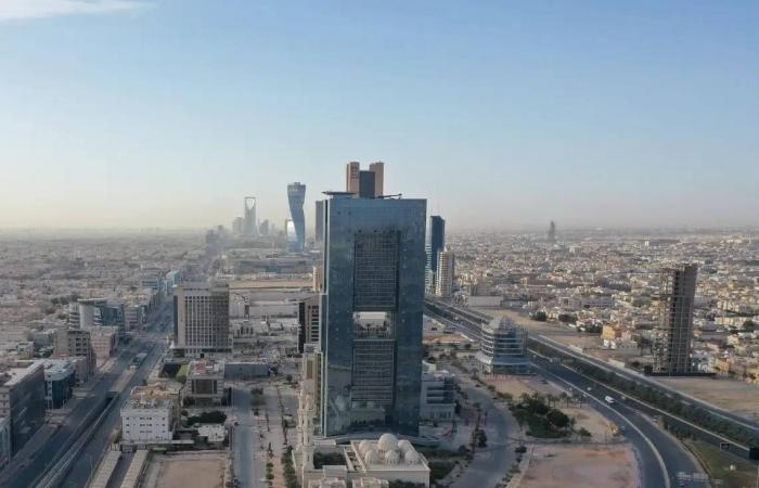 استراتيجية
      التخصيص...
      رافعة
      تطوير
      الخدمات
      اللوجيستية
      بالسعودية