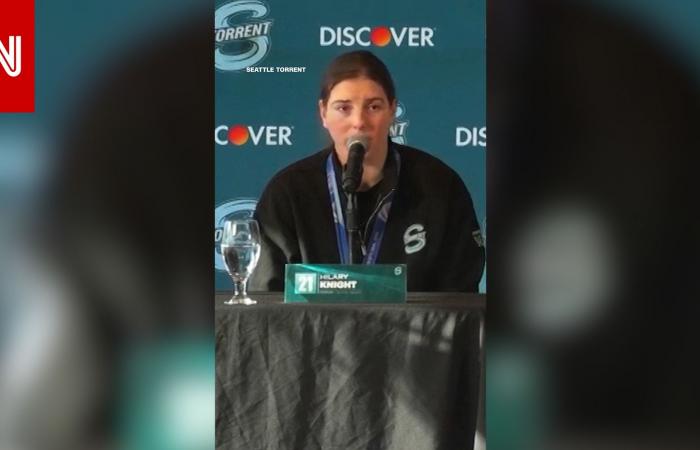 متابعة: قائدة فريق الهوكي النسائي الأمريكي تصف مزحة ترامب بأنها "مقززة"