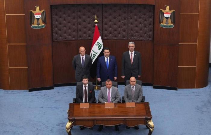 الفصائل
      العراقية
      تبحث
      عن
      حل
      عشية
      انتهاء
      المهلة
      الأميركية