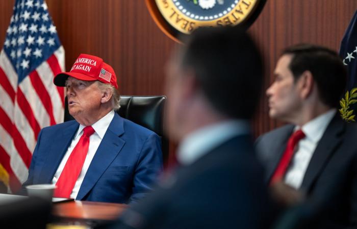 مصدر لـCNN: ترامب تلقى إحاطة حول الخيارات العسكرية المحتملة للتعامل مع إيران