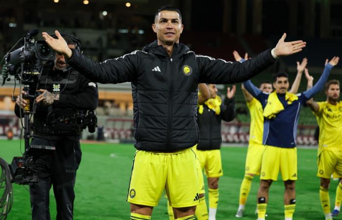 مصمم "بشت" كريستيانو رونالدو السعودي يكشف لـCNN قصته.. كم يبلغ سعره؟