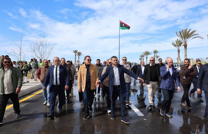 مناوئون
      للدبيبة
      يحشدون
      لـ«انتفاضة»
      ضد
      كل
      «الأجسام
      السياسية»
      الليبية