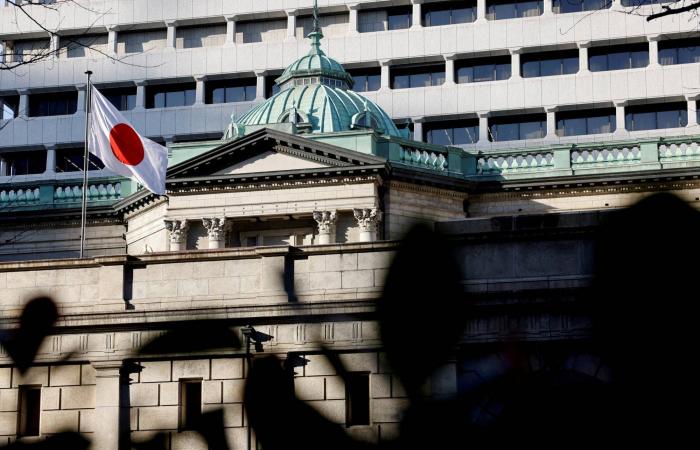 الأسهم
      الأوروبية
      تستقر
      وتتجه
      لمكاسب
      شهرية
      متتالية