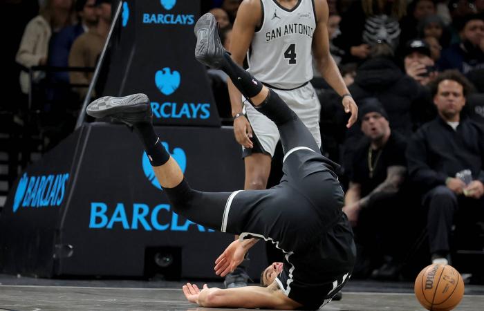 «إن
      بي
      إيه»:
      غلجيوس
      ألكسندر
      يحصل
      على
      الضوء
      الأخضر
      للعودة