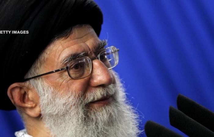 مقتل المرشد الإيراني علي خامنئي في غارات أمريكية إسرائيلية.. نظرة على مسيرته