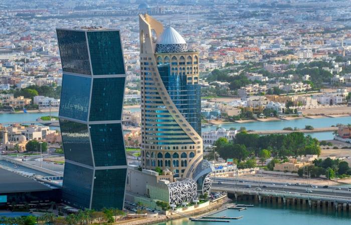 وزارتا العمل والتجارة: نوصي باعتماد نظام العمل عن بُعد للعاملين في القطاع الخاص