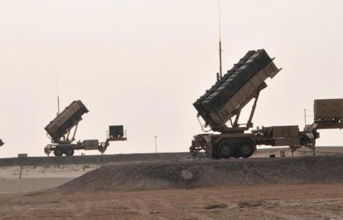 البحرين تعلن اعتراض موجة جديدة من الصواريخ البالستية والمسيرات الإيرانية