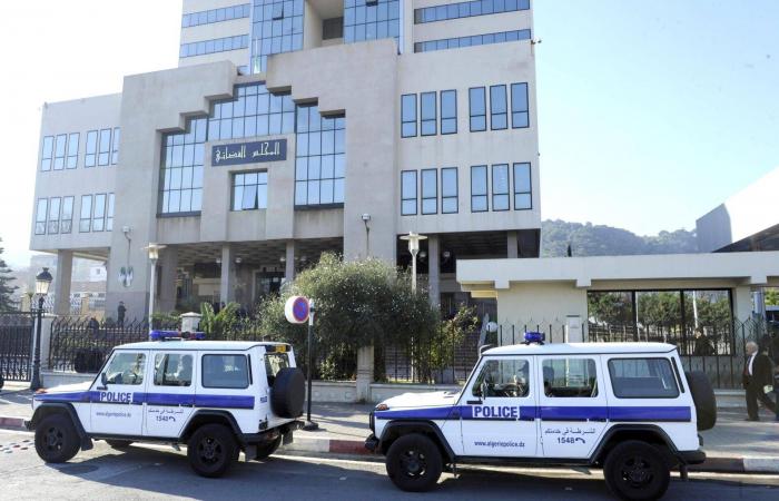 الجزائر:
      «مأساة
      حرائق
      القبائل»
      أمام
      القضاء
      مجدداً...
      وتطلعات
      إلى
      «محاكمة
      عادلة»