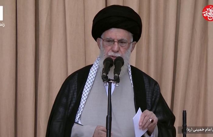 حكم إيران لـ36 عامًا.. من هو المرشد الأعلى الإيراني علي خامنئي؟