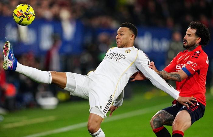 أربيلوا
      يمتنع
      عن
      تحديد
      مدة
      غياب
      مبابي