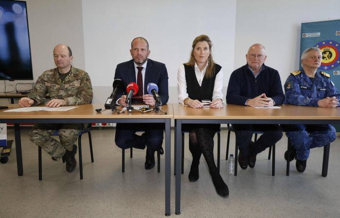 بلجيكا
      تعلن
      احتجاز
      ناقلة
      تابعة
      لـ«أسطول
      الظل
      الروسي»