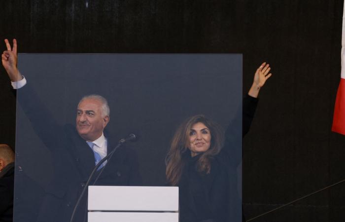 ولي عهد إيران السابق يعلق على مقتل خامنئي