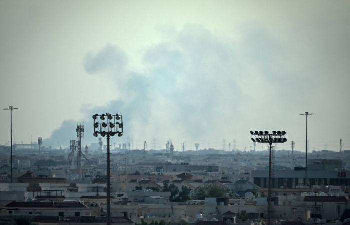 تكثيف
      الدفاع
      واحتماليات
      الهجوم...
      سيناريوهات
      الرد
      الخليجي
      على
      اعتداءات
      إيران