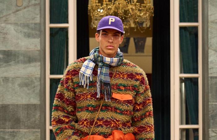 أناقة
      شتاء
      2026...
      أزياء
      دافئة
      وطبقات
      متعددة