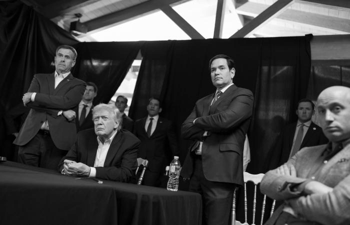 رئيس
      الأركان
      الأميركي:
      عمليات
      سيبرانية
      عطلت
      الاتصالات
      في
      إيران
      أثناء
      الضربات