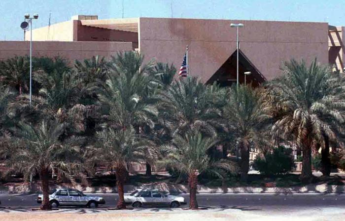 مصادر لـCNN: استهداف السفارة الأمريكية في الرياض بـ"طائرتين مسيرتين" .. و"الدفاع" السعودية تعلق