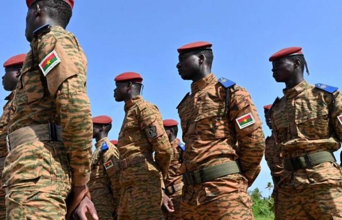 ارتفاع
      حصيلة
      هجوم
      في
      جنوب
      السودان
      إلى
      169
      قتيلاً