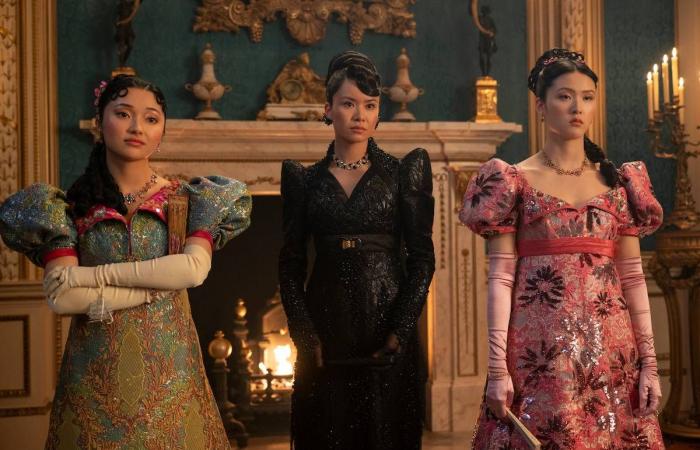 للحالمين
      فقط...
      عدالة
      الحب
      لا
      تتحقق
      إلا
      في
      عالم
      «بريدجرتون»
      الساحر