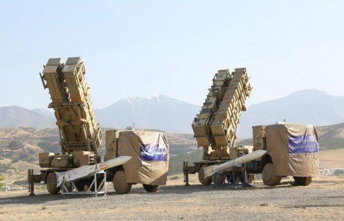 الدفاع الجوي البحريني يعلن التصدي لموجة جديدة من الصواريخ والمسيرات الإيرانية