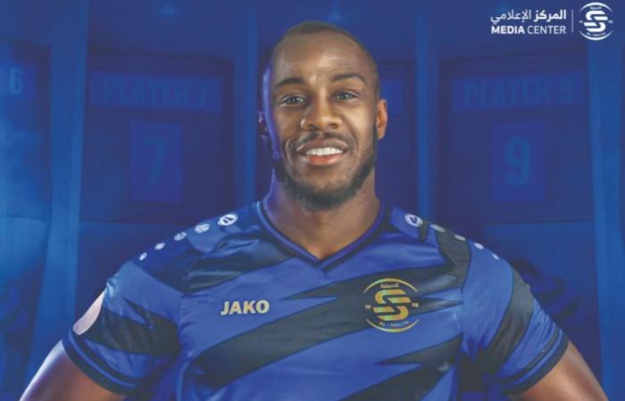 هداف وست هام سيلاوي.. مايكل أنطونيو انضم للشواهين في صفقة انتقال حر