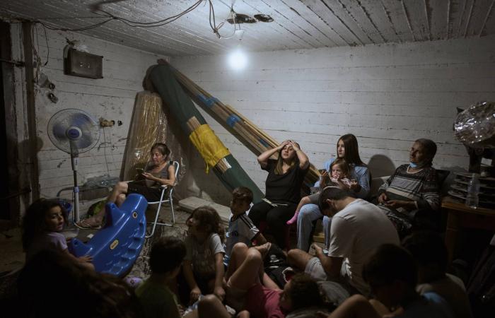 الملاجئ
      في
      إسرائيل
      تفتح
      باباً
      لاتهامات
      العنصرية
      والإهمال