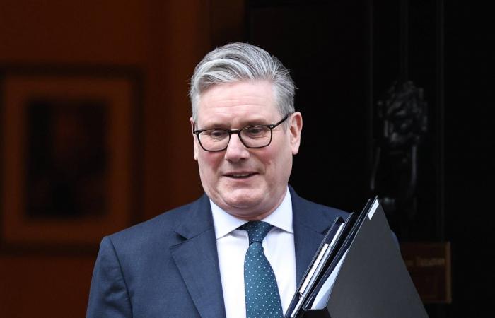 أوروبا
      تقترب
      من
      التدخل
      في
      الحرب
      من
      باب
      المصالح
      والدفاع
      عن
      الحلفاء