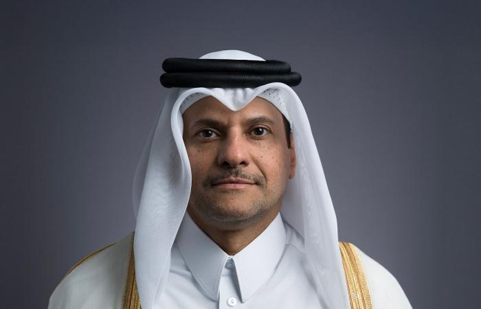 نائب رئيس مجلس الوزراء ووزير الدولة لشؤون الدفاع يتلقى اتصالا هاتفيا من نائب رئيس الوزراء لشؤون الدفاع العماني