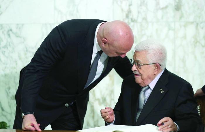 السلطة
      الفلسطينية
      تتموضع
      أعمق
      في
      المحور
      العربي
      المعتدل