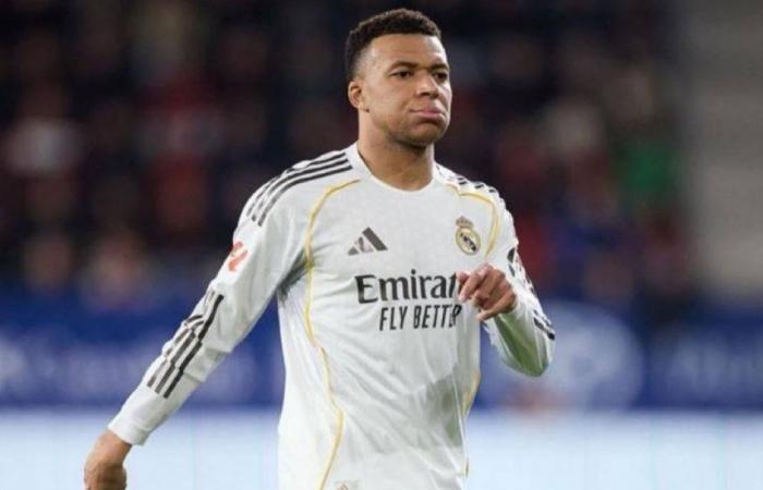 مبابي يشارك في تدريبات فردية